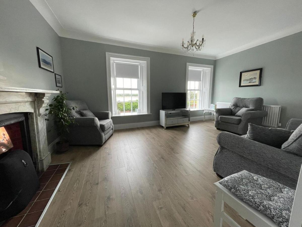 Dundrum Tonn Ruray Sea View Luxury 2 Bed Apartment מראה חיצוני תמונה