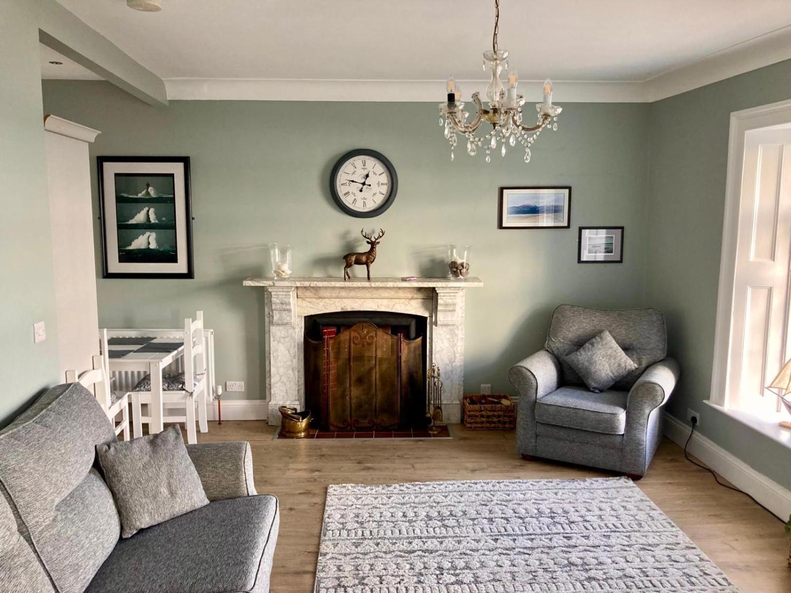 Dundrum Tonn Ruray Sea View Luxury 2 Bed Apartment מראה חיצוני תמונה